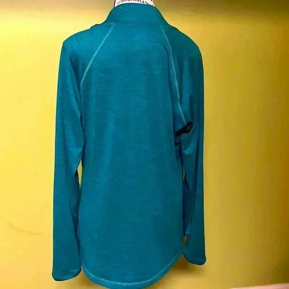NWOT Green Old Navy Active Shirt Size Large - Picture 2 of 5